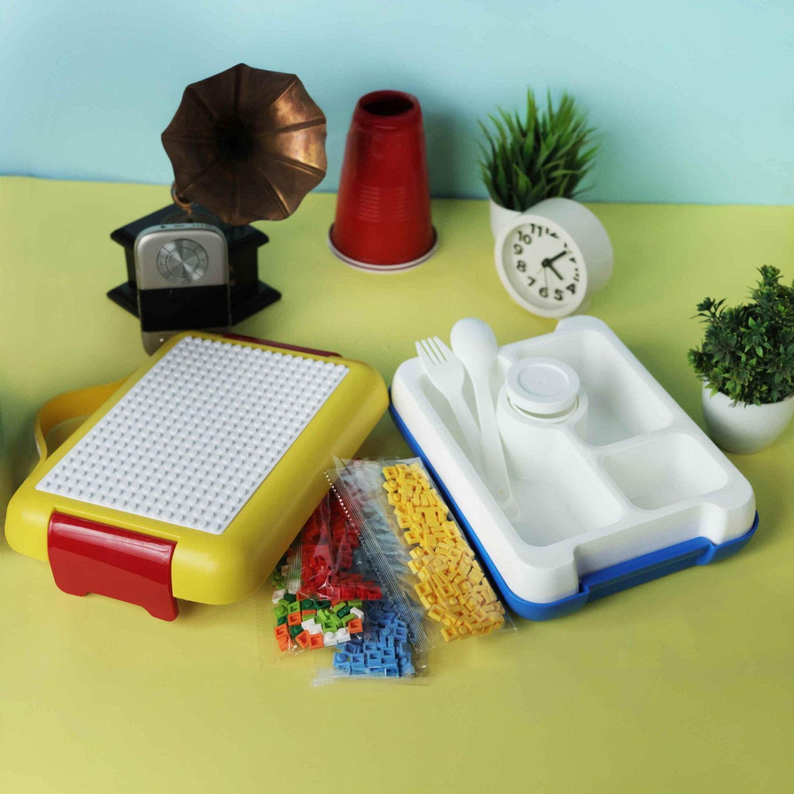 -OC-D3YeAO_Nq7zVxCFN Lego lunch box - Image 1